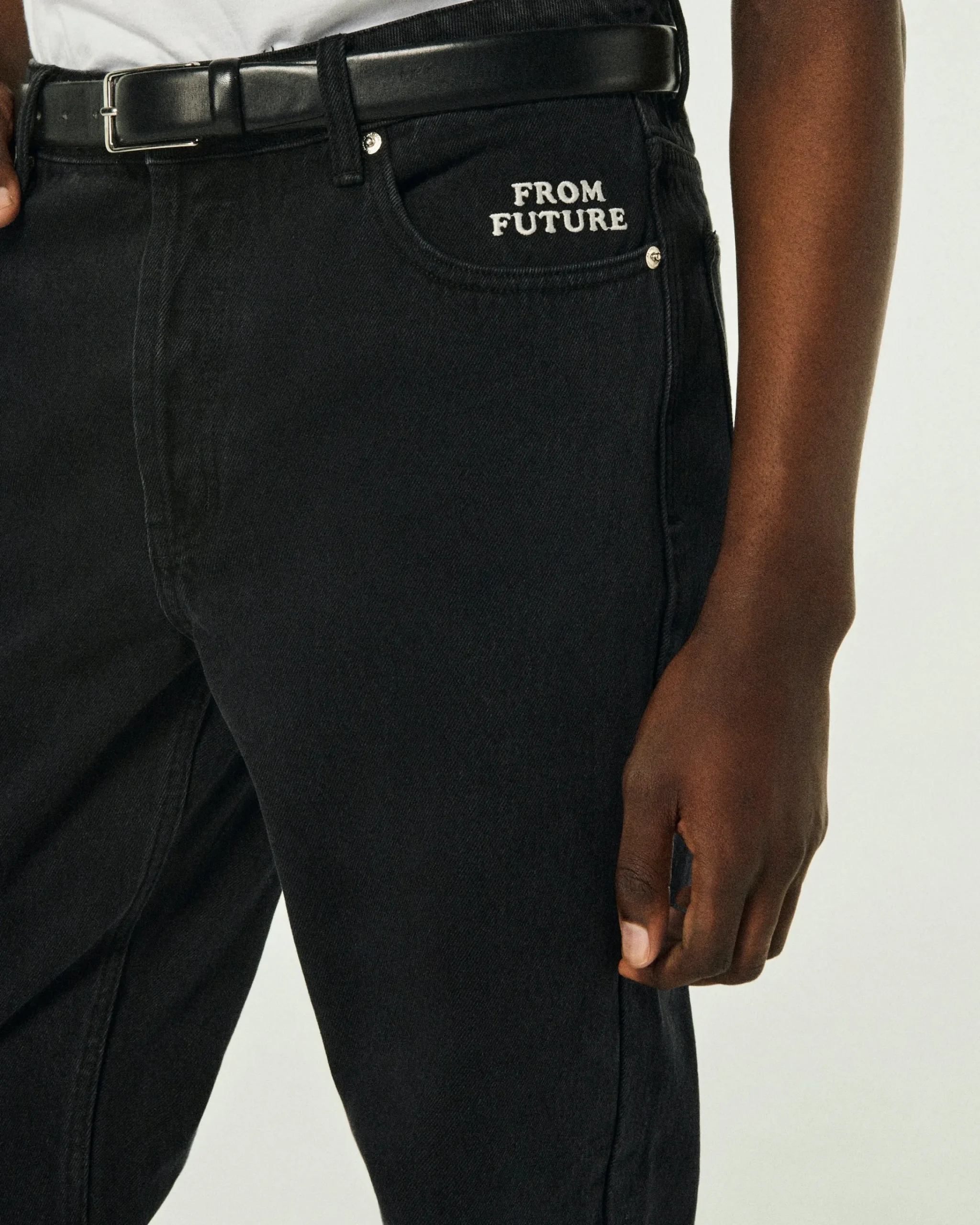 FROM FUTURE Jeans Tapered Jackson Nerolavato Outlet