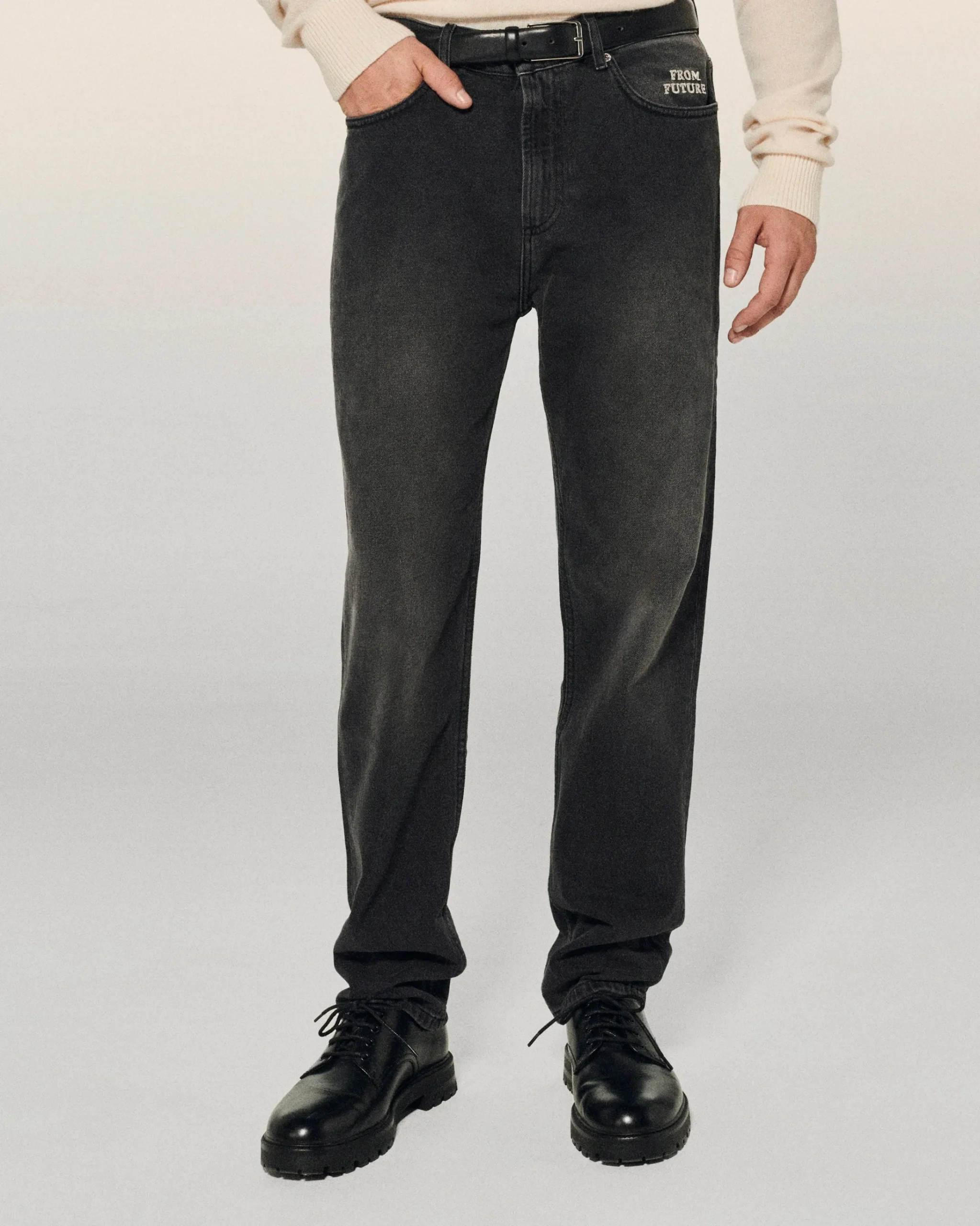 FROM FUTURE Joey Jean Straight Cut WashedBlack New