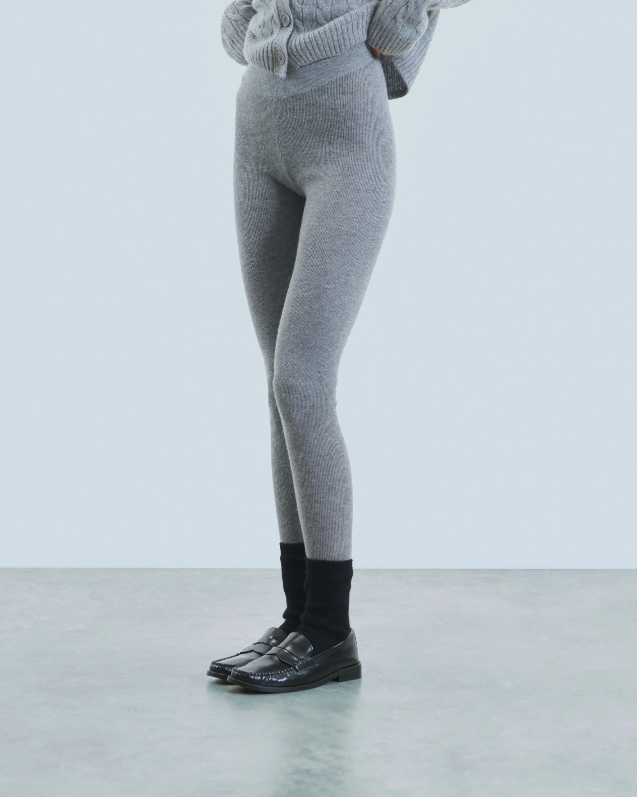 FROM FUTURE Joggers Leggings Seconda pelle Grigioericascuro Cheap