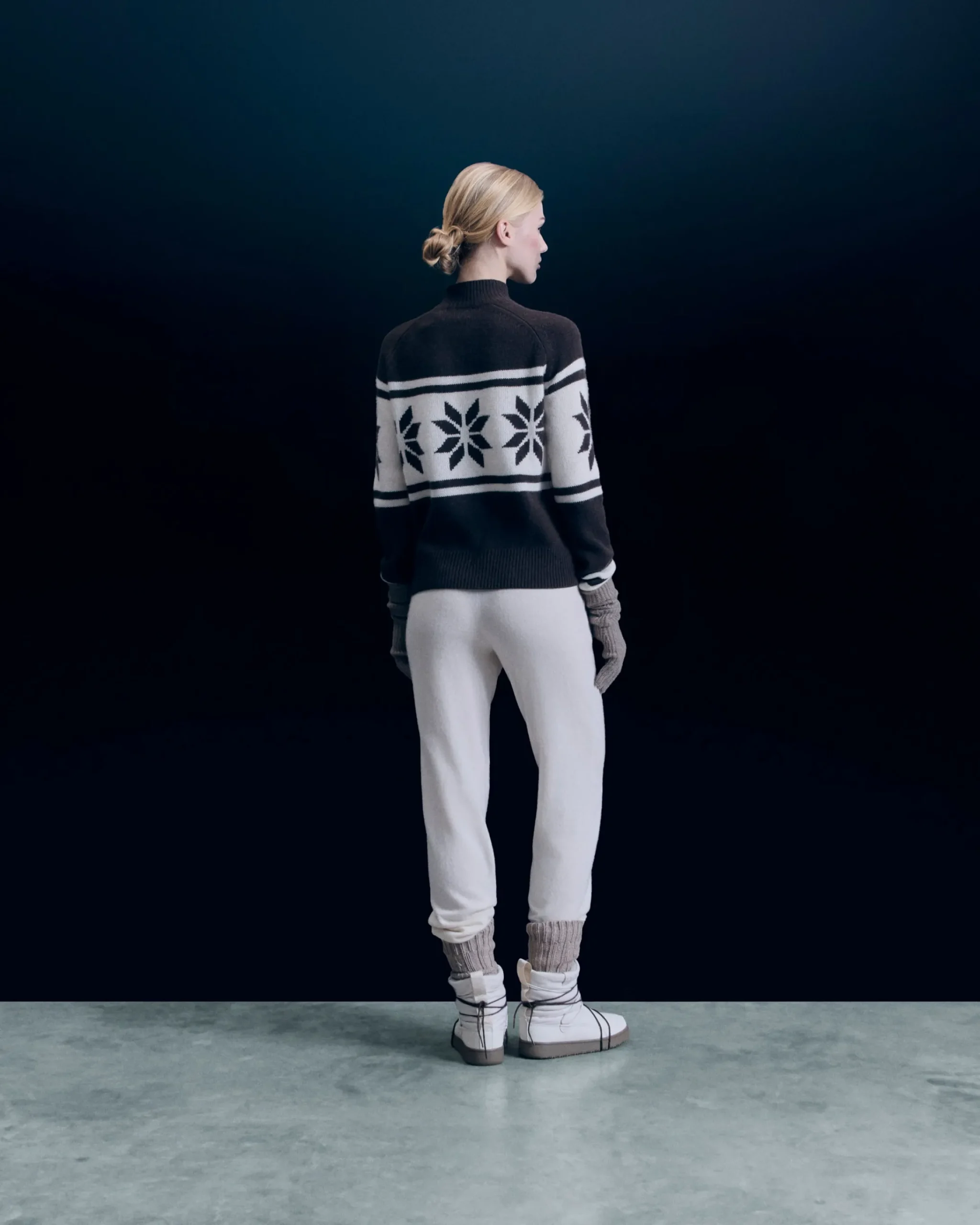 FROM FUTURE Pullover Collo alto Fiocchi di neve Cioccolato New