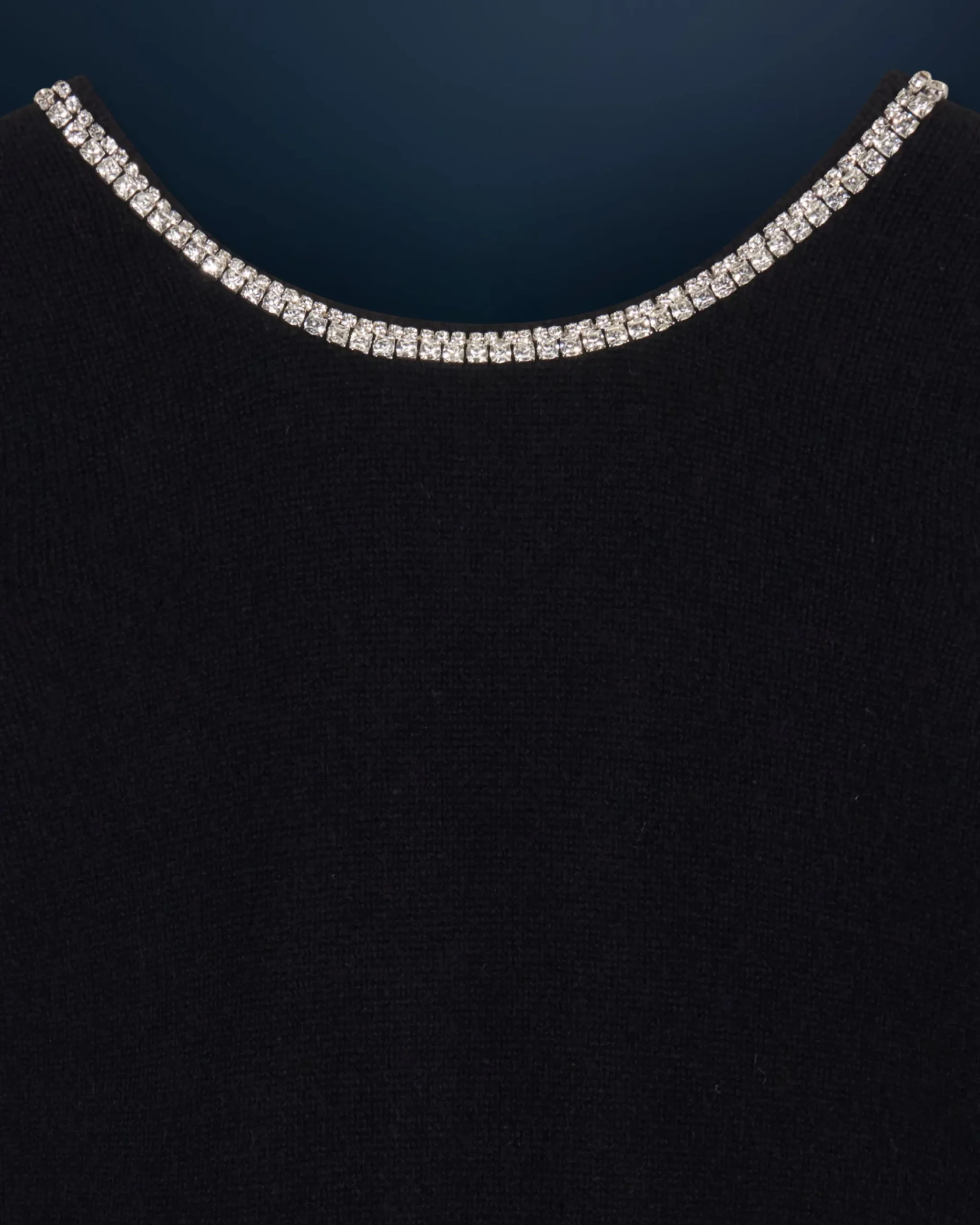 FROM FUTURE Pullover Scollo tondo Strass Schiena scoperta Nero Hot
