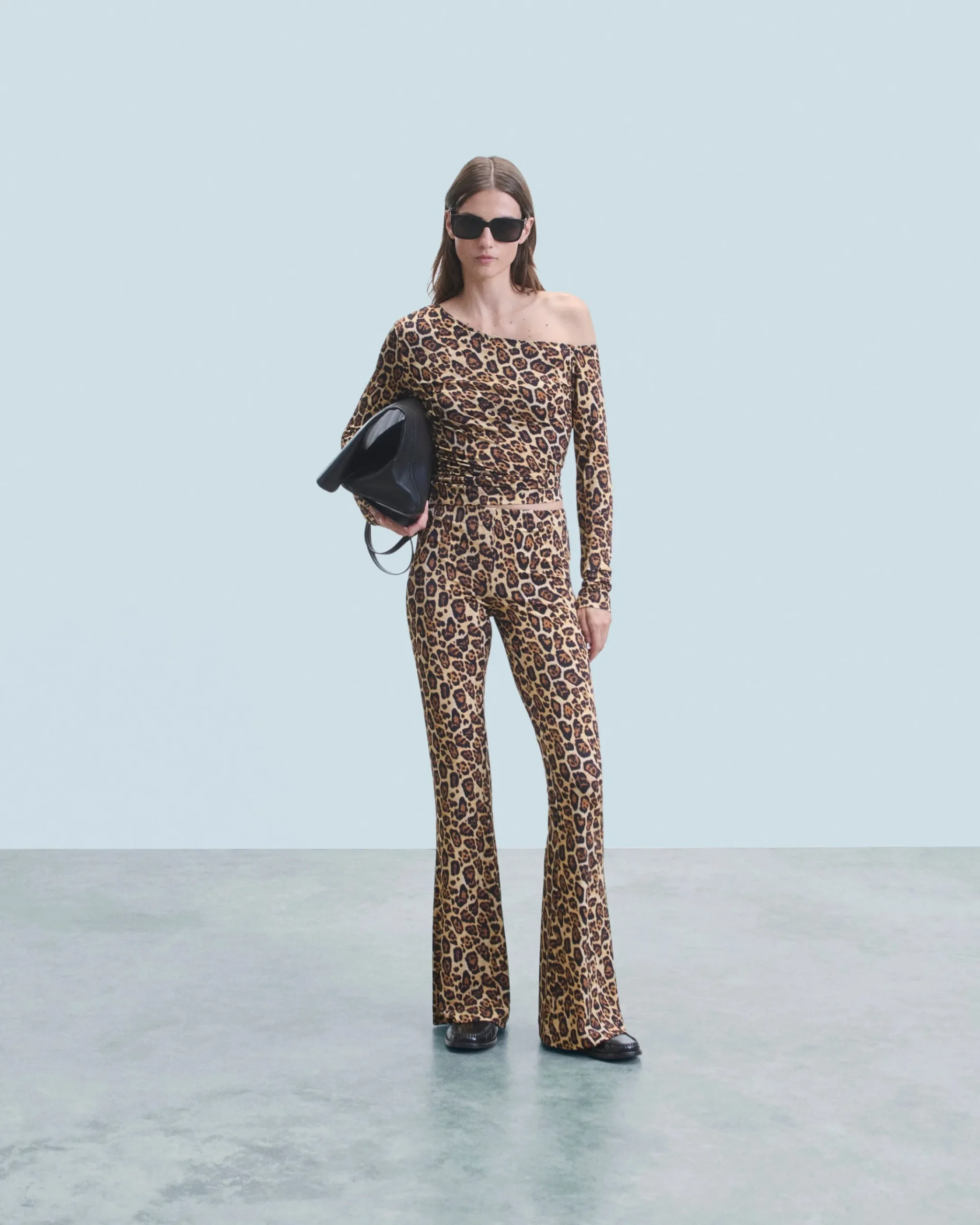 FROM FUTURE Top asimmetrico in jersey HotLeopard Outlet
