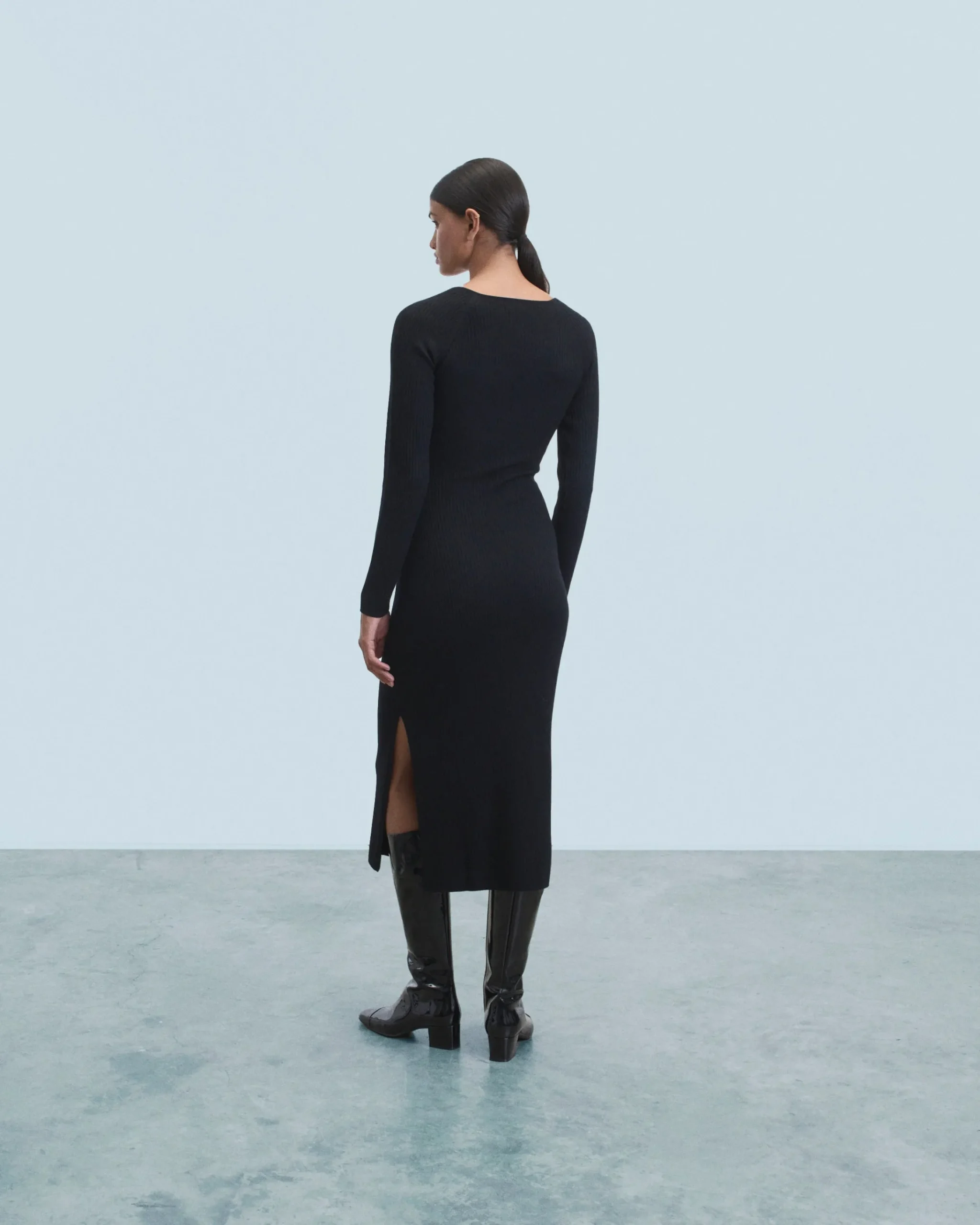 FROM FUTURE Vestito Lungo Maniche lunghe Scollo a cuore Nero Hot